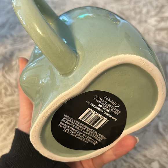 NWT Skull Mug - Picture 2 of 3